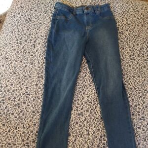 Blue skinny jeans